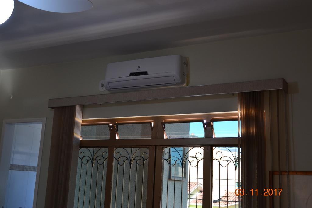 אפרסידה Hospedaria Servos De Maria מראה חיצוני תמונה